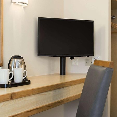 Days Inn Sutton Scotney North Екстериор снимка