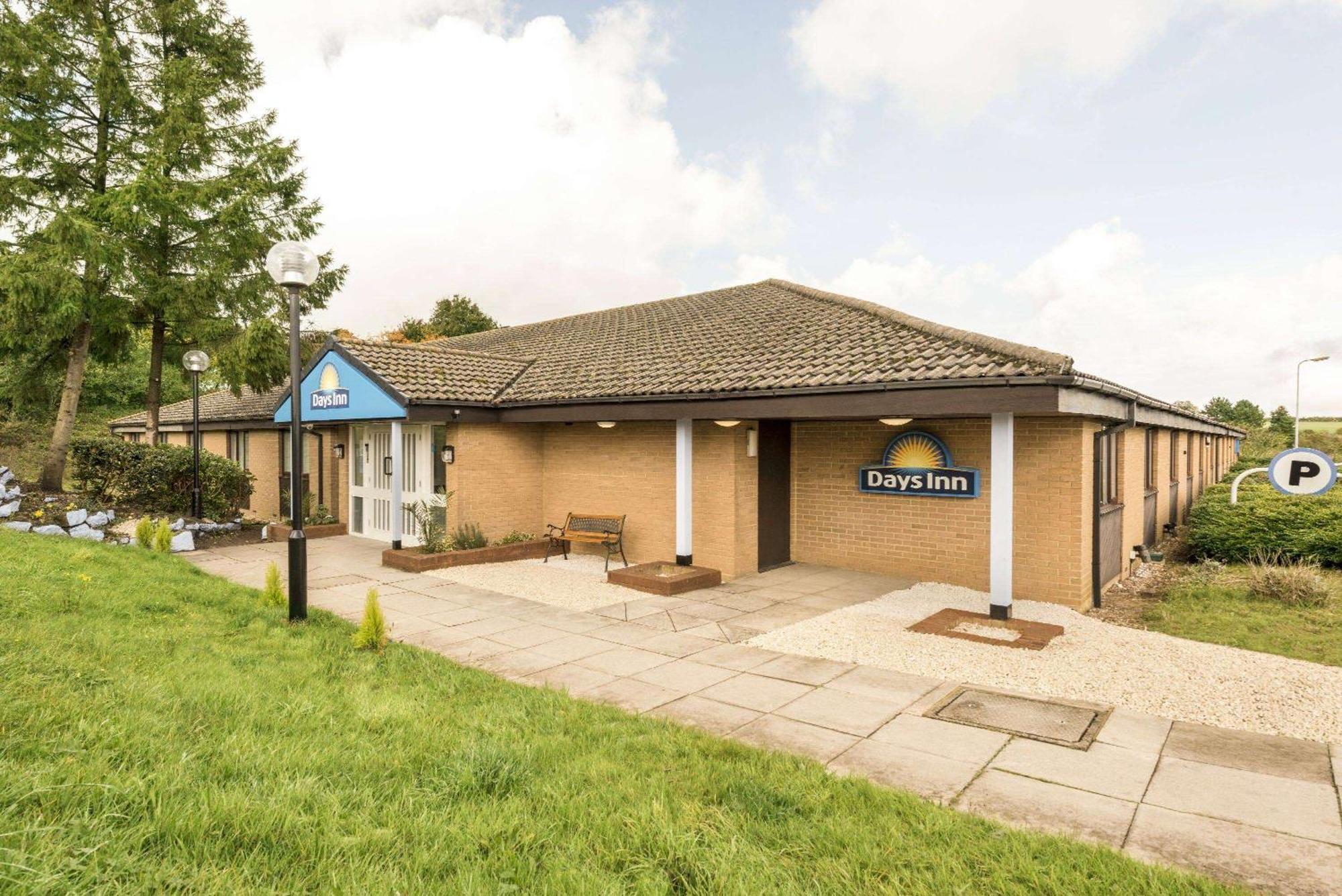 Days Inn Sutton Scotney North Екстериор снимка
